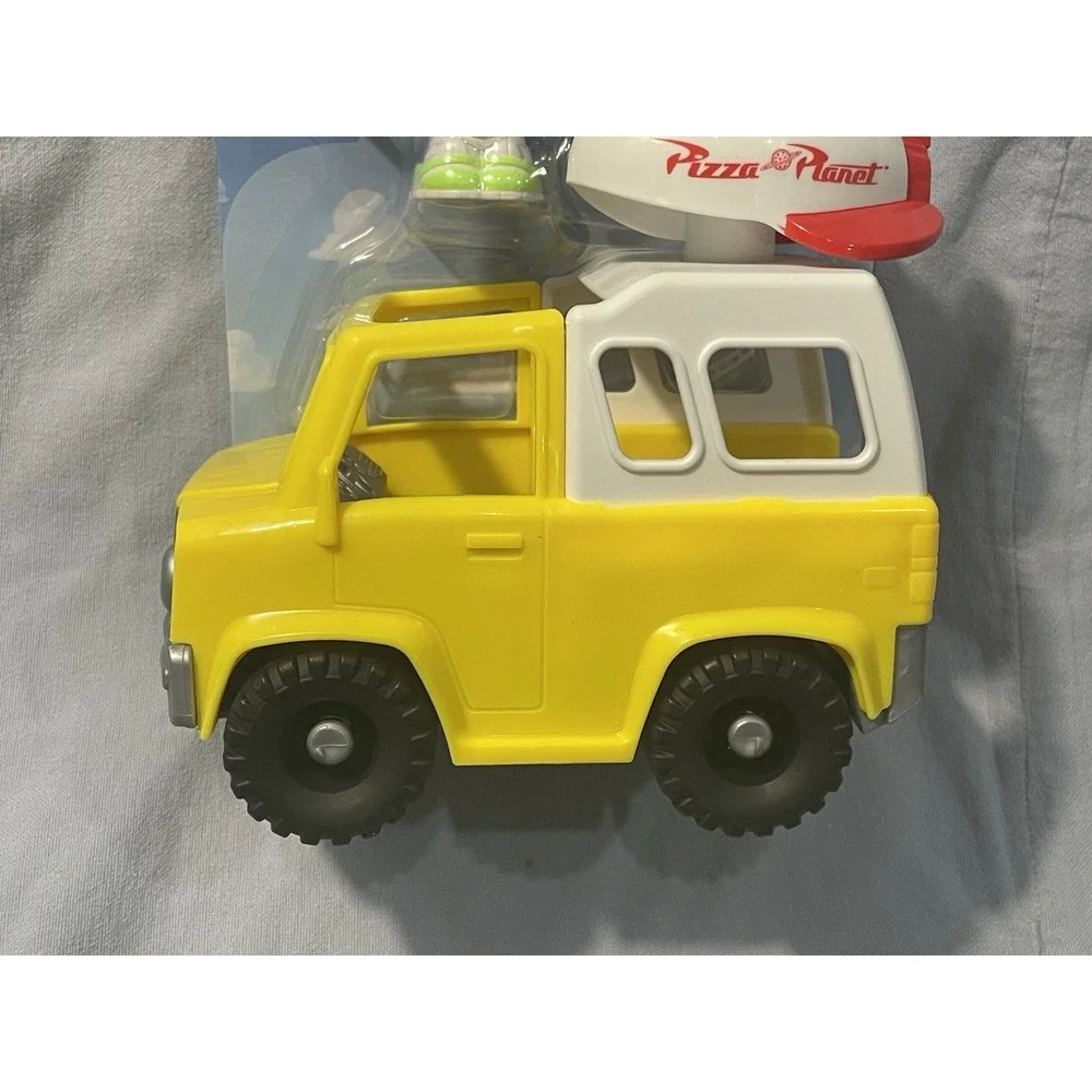 NEW Fisher-Price Little People Toy Story Pizza Planet Truck Buzz Lightyear Alien